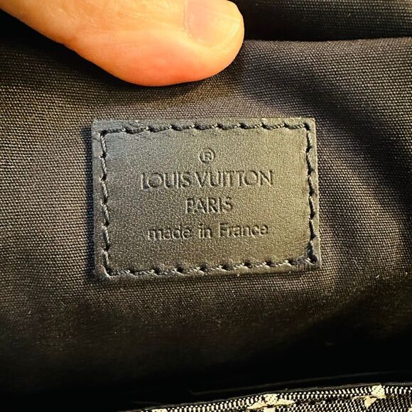 Brand New Louis Vuitton Mini Lin Messenger Baby Bag - Picture 13 of 16